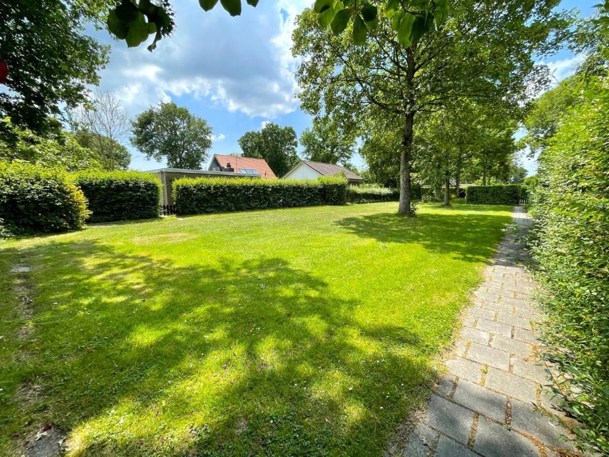 Rustig Gelegen Vakantiebungalow Kortgene Exteriör bild